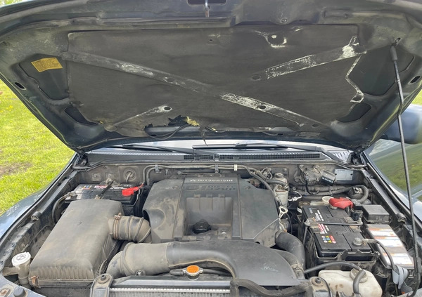Mitsubishi Pajero cena 20000 przebieg: 320000, rok produkcji 2005 z Świecie małe 106